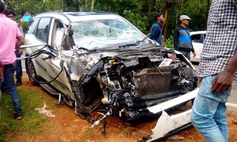 ಲಾರಿ-ಕಾರು ಢಿಕ್ಕಿ: ಐವರಿಗೆ ಗಾಯ